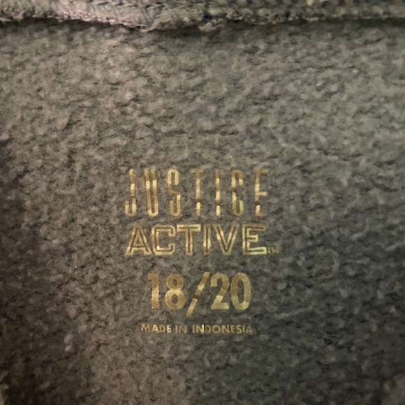 Justice set - Picture 2 of 3